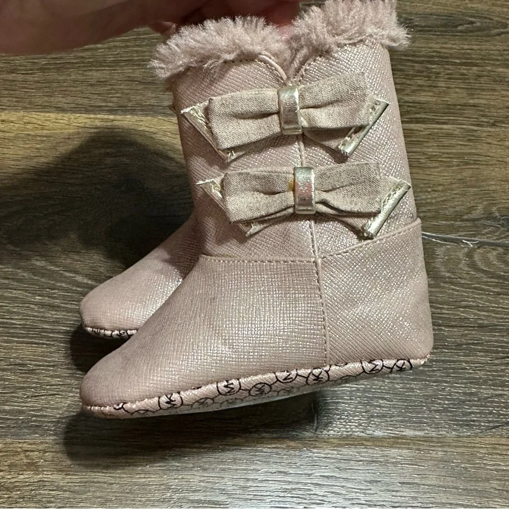 Baby girl Michael Kors boots 0-6 months